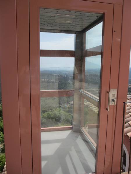 Cabine panoramique sur les 4 côtés