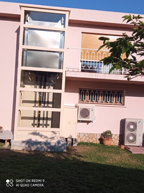 Installation d'un ascenseur privatif chez un particulier a la Seyne sur Mer près de Toulon